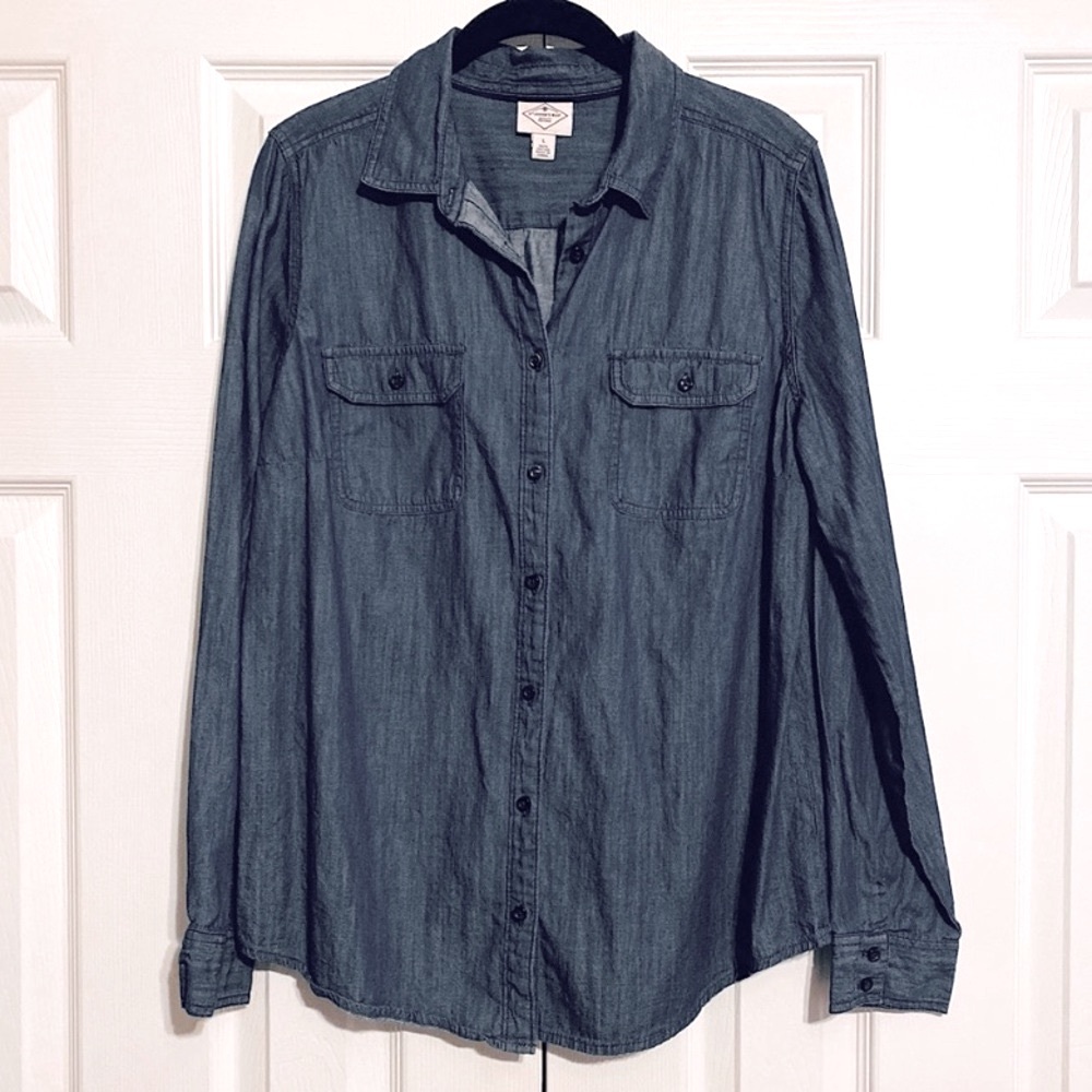 ST. JOHN’S BAY COTTON LONG SLEEVE DENIM SHIRT Blue L